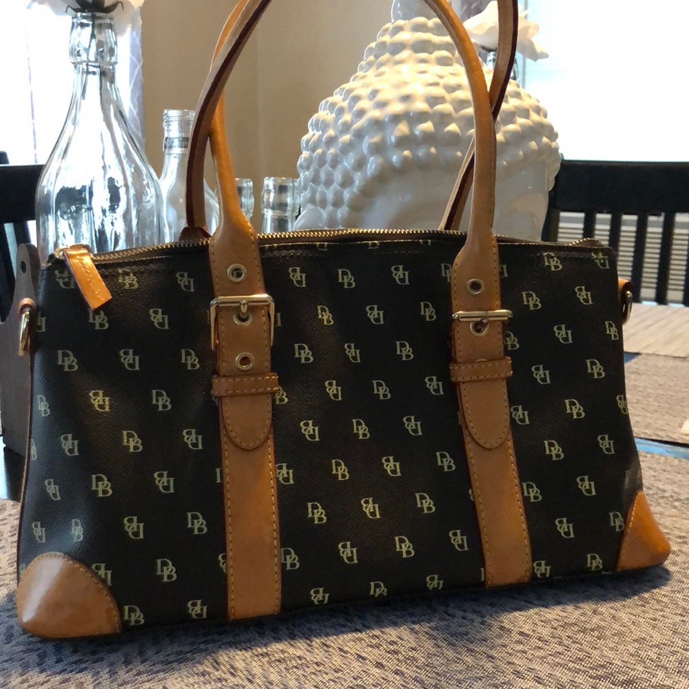 Dooney and Bourke Handbag